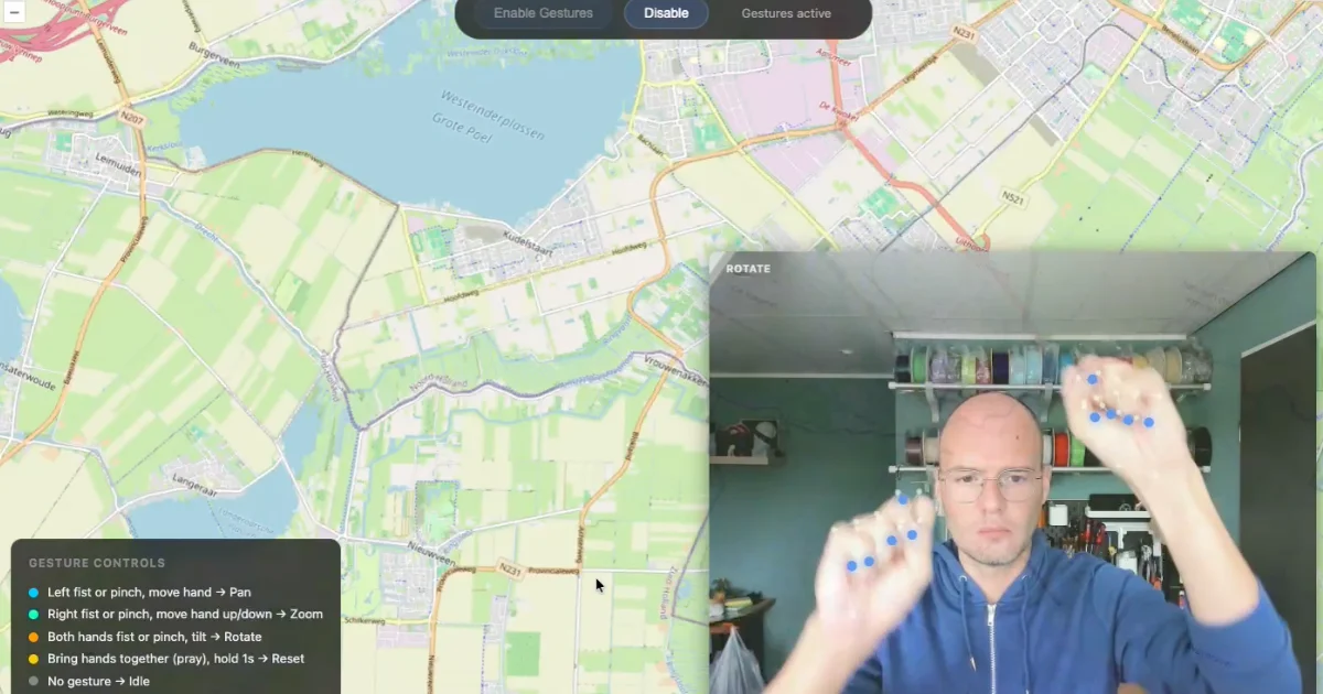 Map Gesture Controls — OpenLayers map with MediaPipe hand tracking